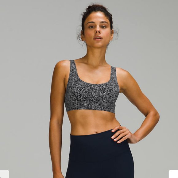 lululemon athletica Other - NWT LULULEMON Alignment Straight Strap Bra Size 6
